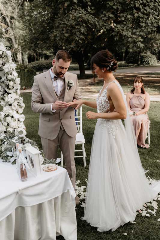 Budapest közeli esküvő helyszín